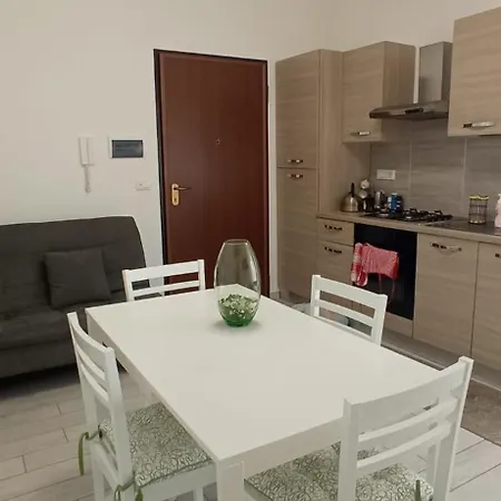 Casa Di Desi شقة سيستري ليفانتي
